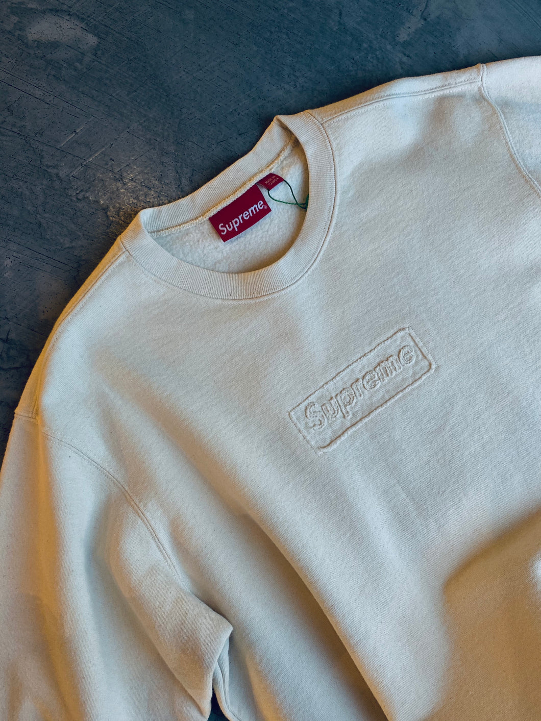 SUPREME CUTOUT CREWNECK BEIGE