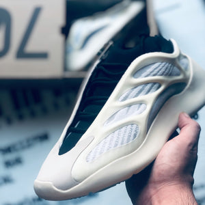 YEEZY 700 V3 AZAEL