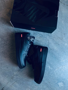 NIKE x SUPREME AIR FORCE 1 BLACK
