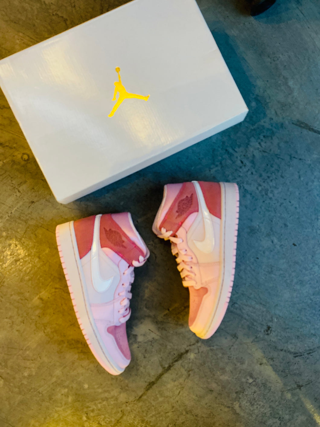 JORDAN 1 Digital Pink