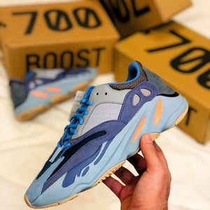 YEEZY 700 CARBON BLUE