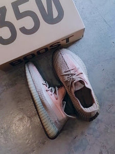 YEEZY 350 SAND TAUPE