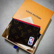 Load image into Gallery viewer, LOUIS VUITTON x NBA MULTIPLE WALLET BROWN
