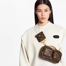 Load image into Gallery viewer, LOUIS VUITTON UTILITY CROSSBAG MONOGRAM
