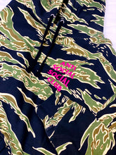 Load image into Gallery viewer, ASSC HOODIE CAMO
