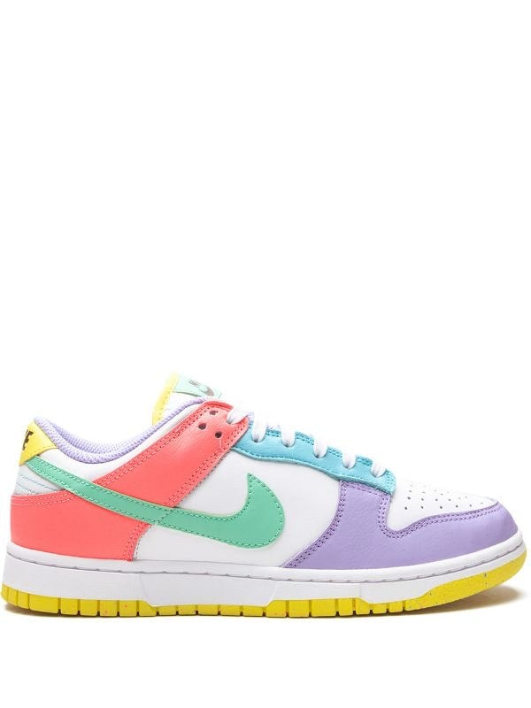 NIKE DUNK LOW SE EASTER CANDY (W)